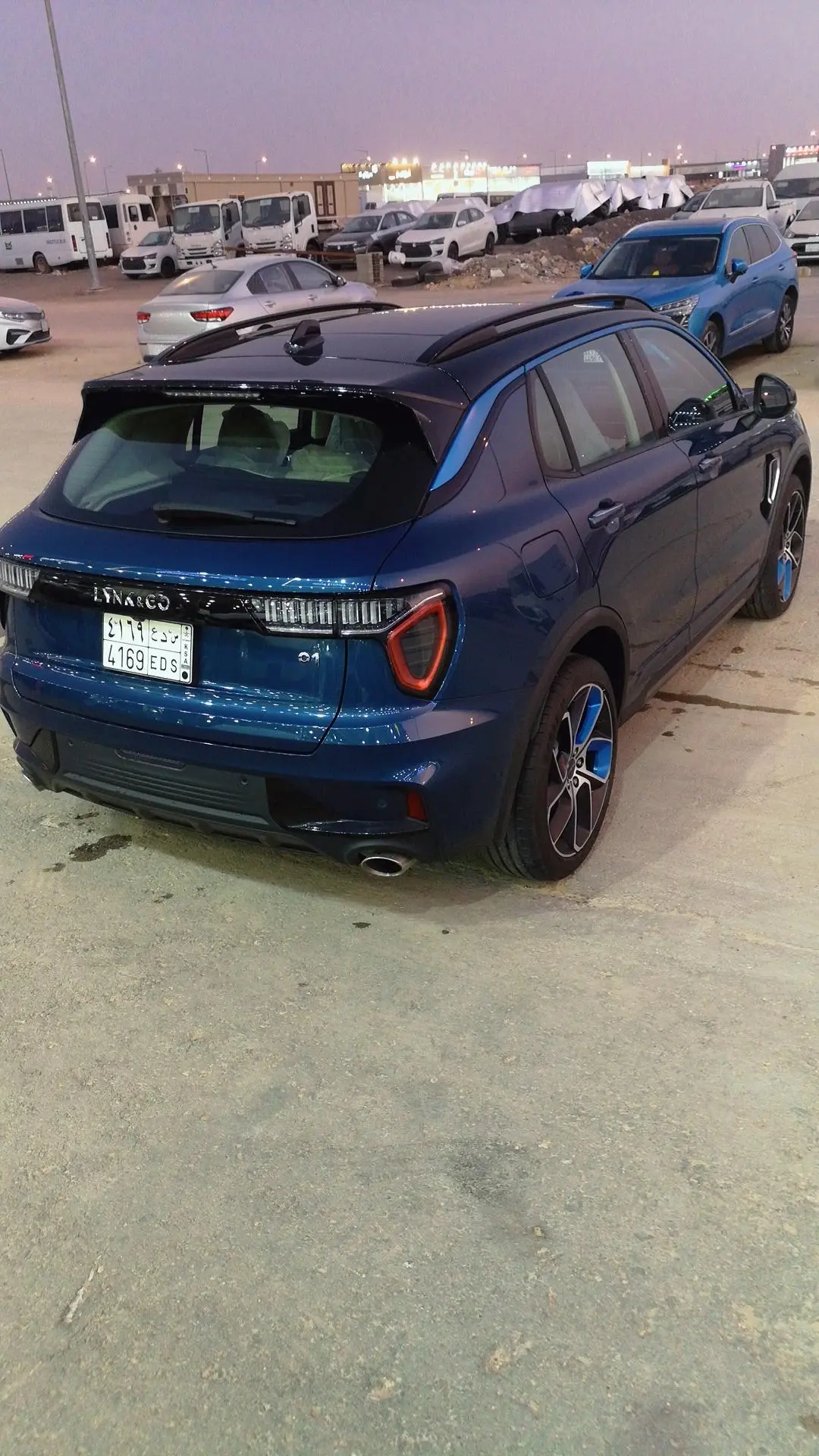 lynk and co 01